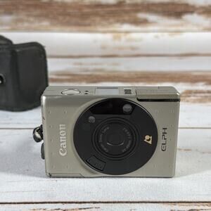 Canon ELPH Silver Point & Shoot 24–48mm Zoom Tested w/ Case – Used